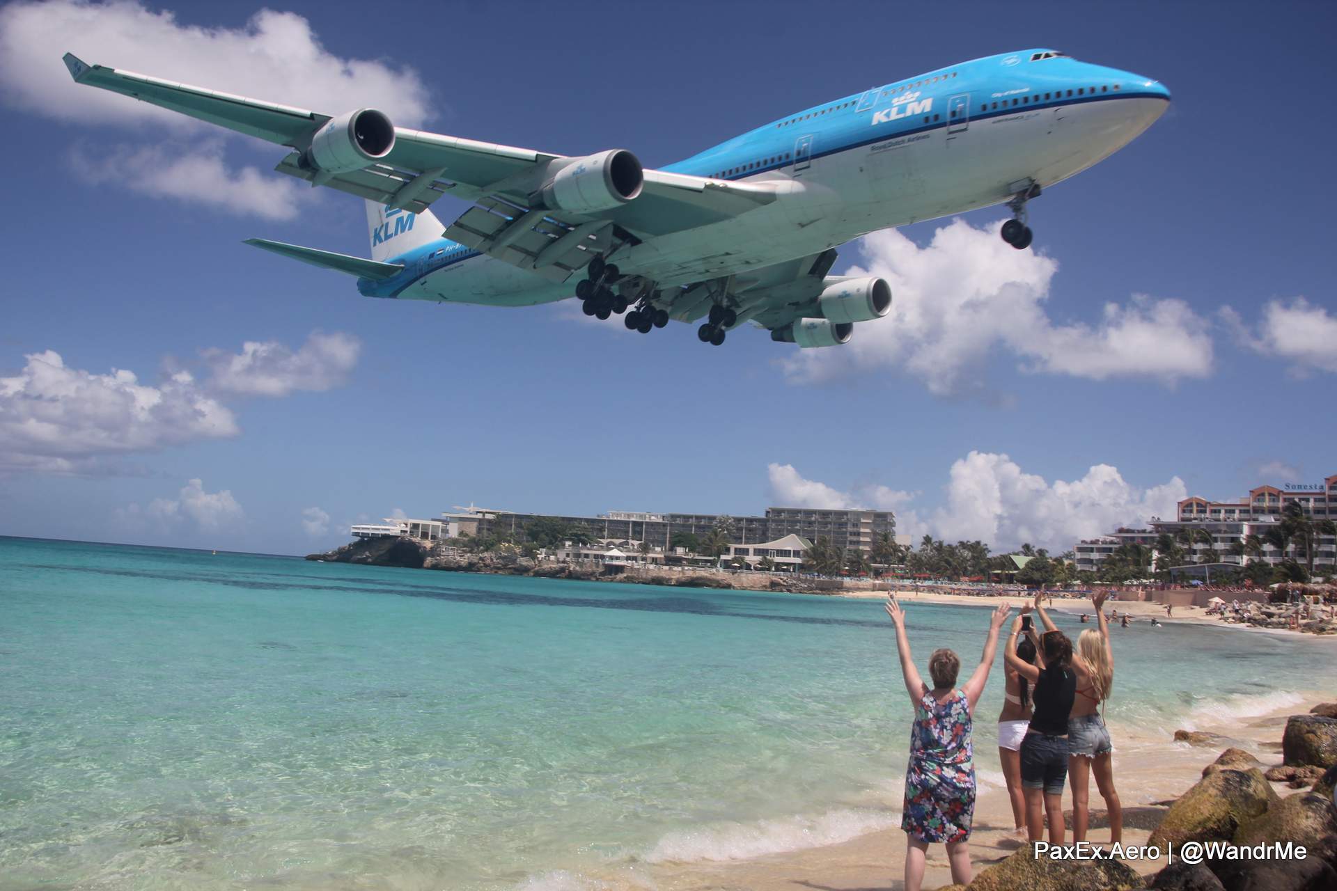 A KLM 747-400 landing over Maho Beach in Sint Maarten